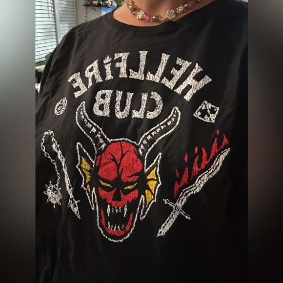 Stranger things tee - Picture 2 of 3